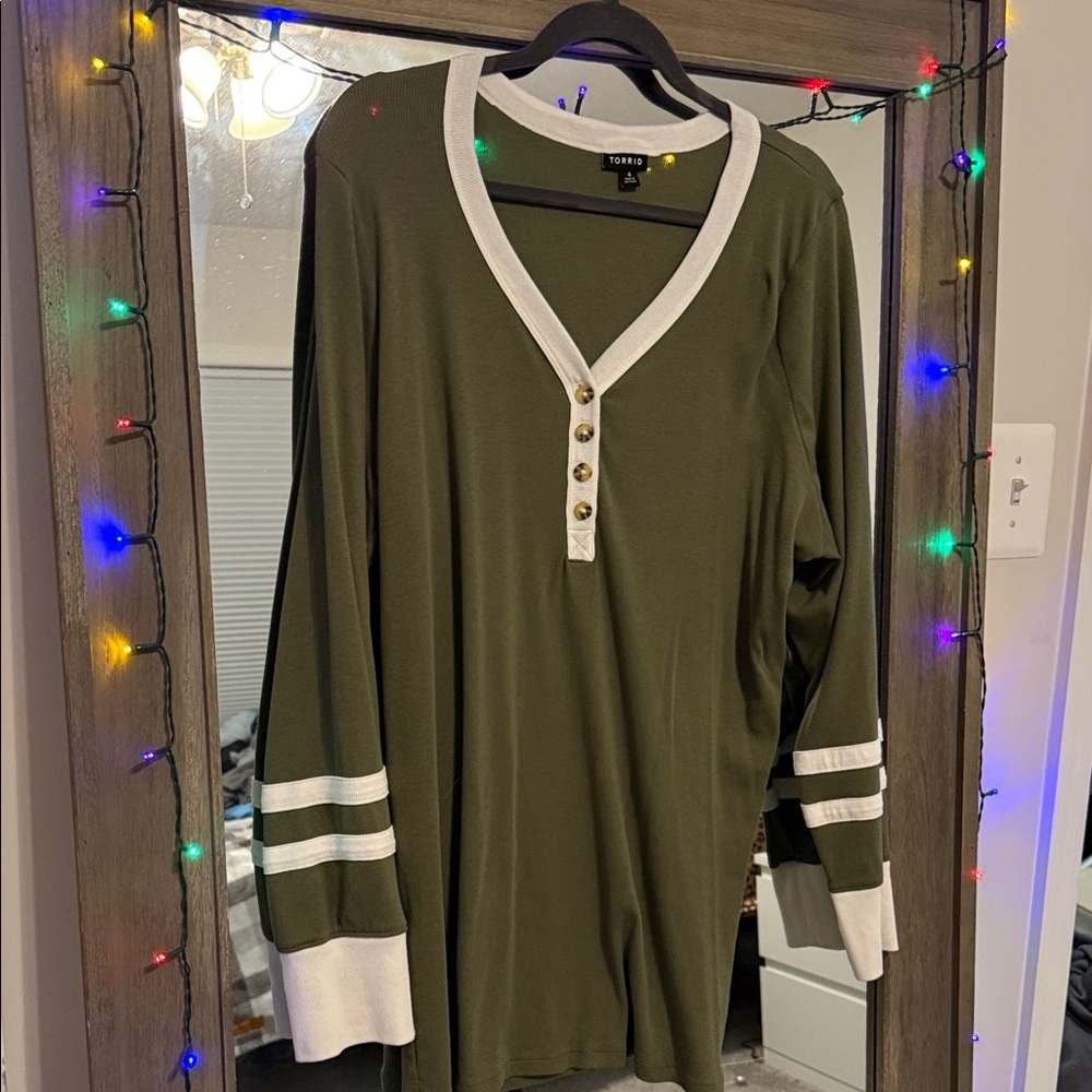 Torrid Olive and White V-Neck Buttoned Top